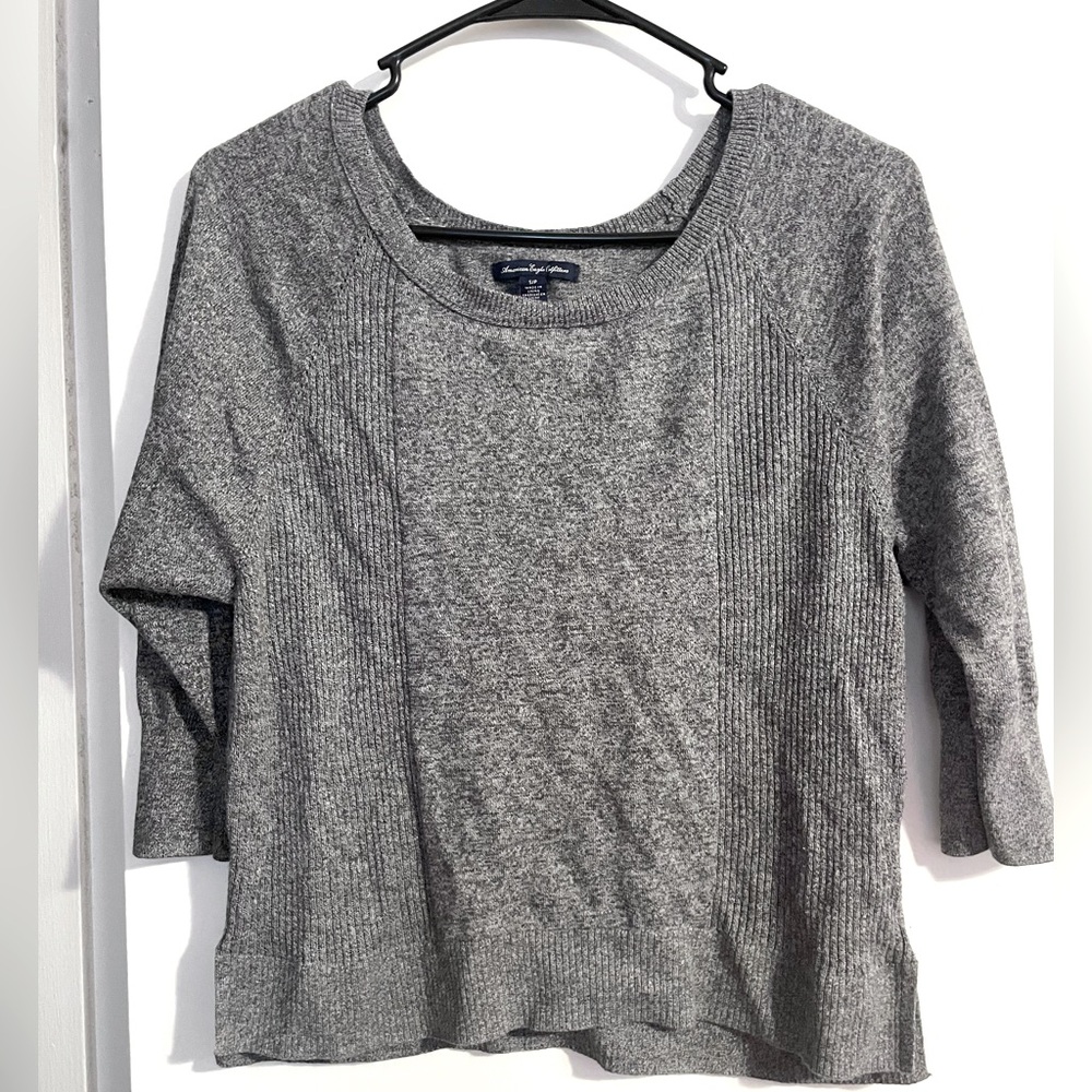 Cropped 3/4 sleeve sweater
